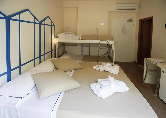 Hotel Mini 3*