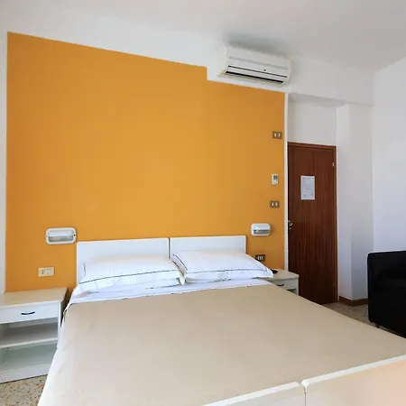 Mini Hotel 3*