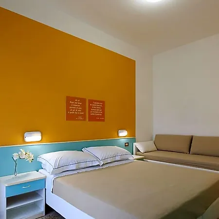 Hotel Mini 3*