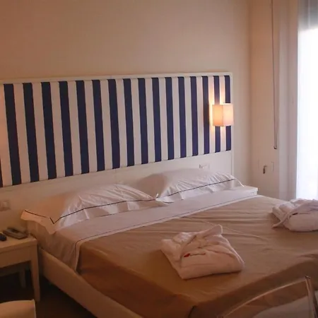 Hotel Mini