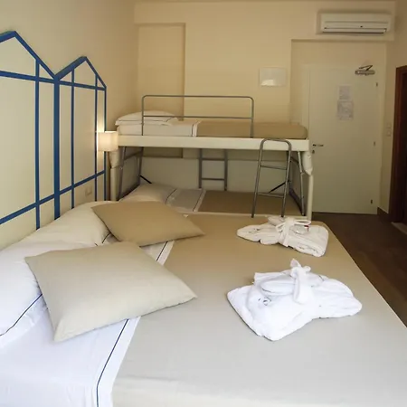 Hotel Mini 3*